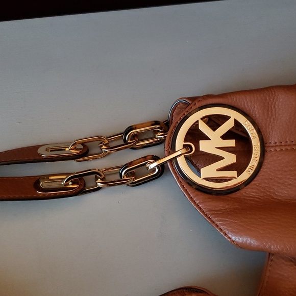 Michael KORS Fulton Large leather purse NWOT - Picture 2 of 11